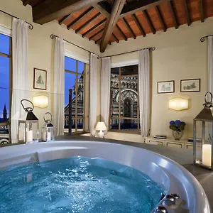 Palazzo Niccolini Al Duomo Residenza D'epoca Florence