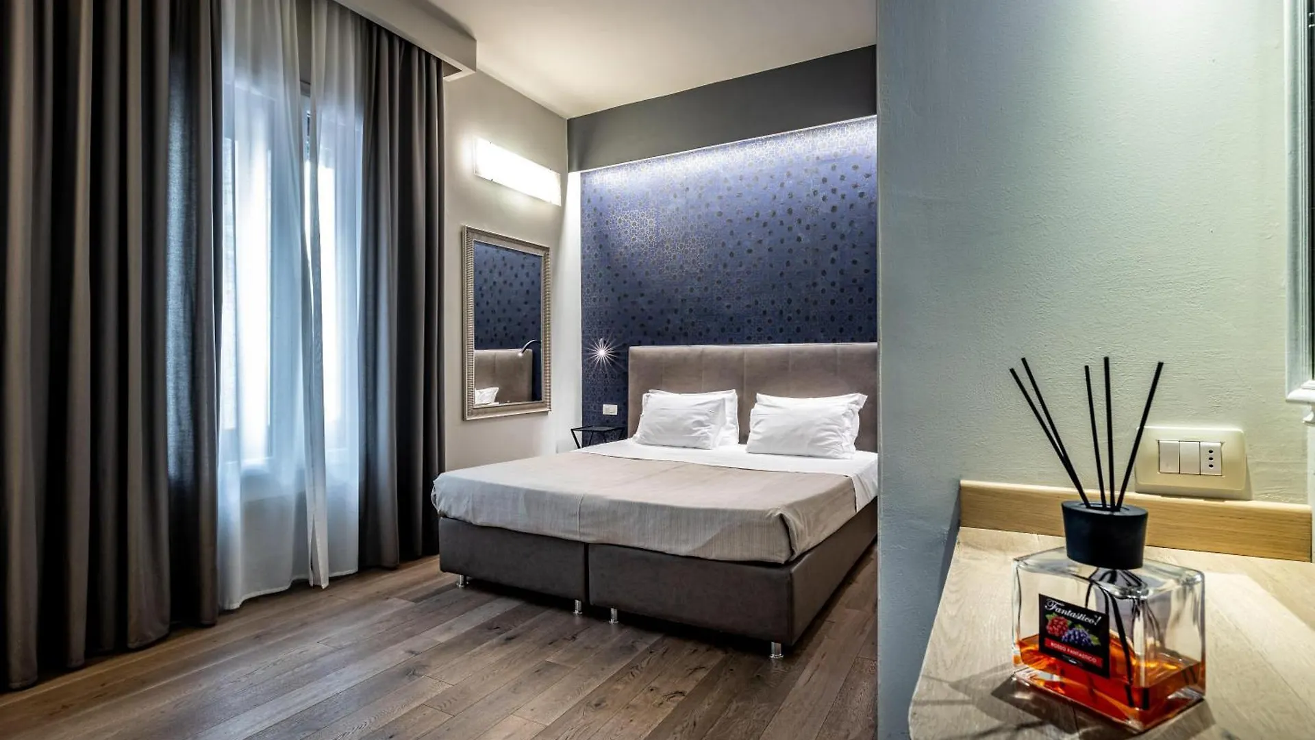 Blu Notte Guest House Florence Italy