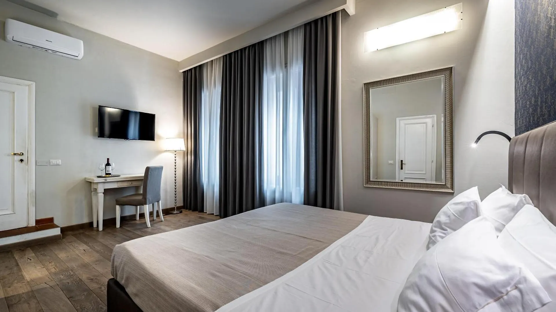 Blu Notte Guest House Флоренция 0*,  Италия